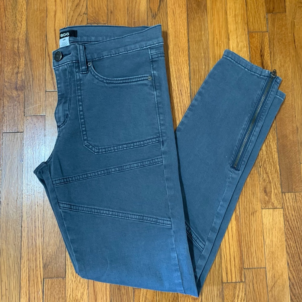 BDG - Urban Outfitters- skinny pants
